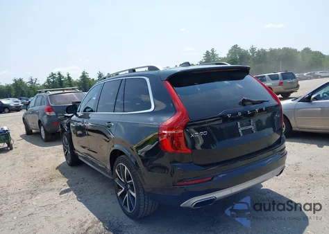 2018 Volvo Xc90 T6 Momentum z USA, uszkodzony, nr VIN YV4A22PK7J1383025